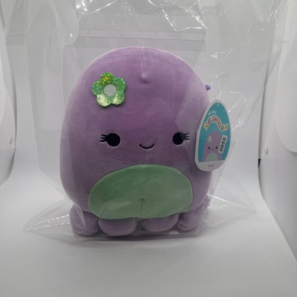 Squishmallows Violet the Purple Octopus Plush Brand New with Tags‎ 7”